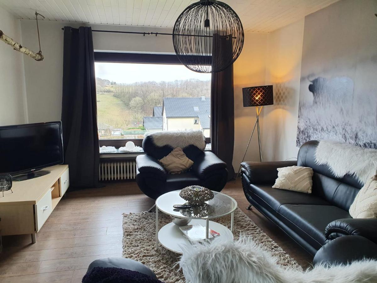 Schoene Aussicht Nettersheim Bagian luar foto