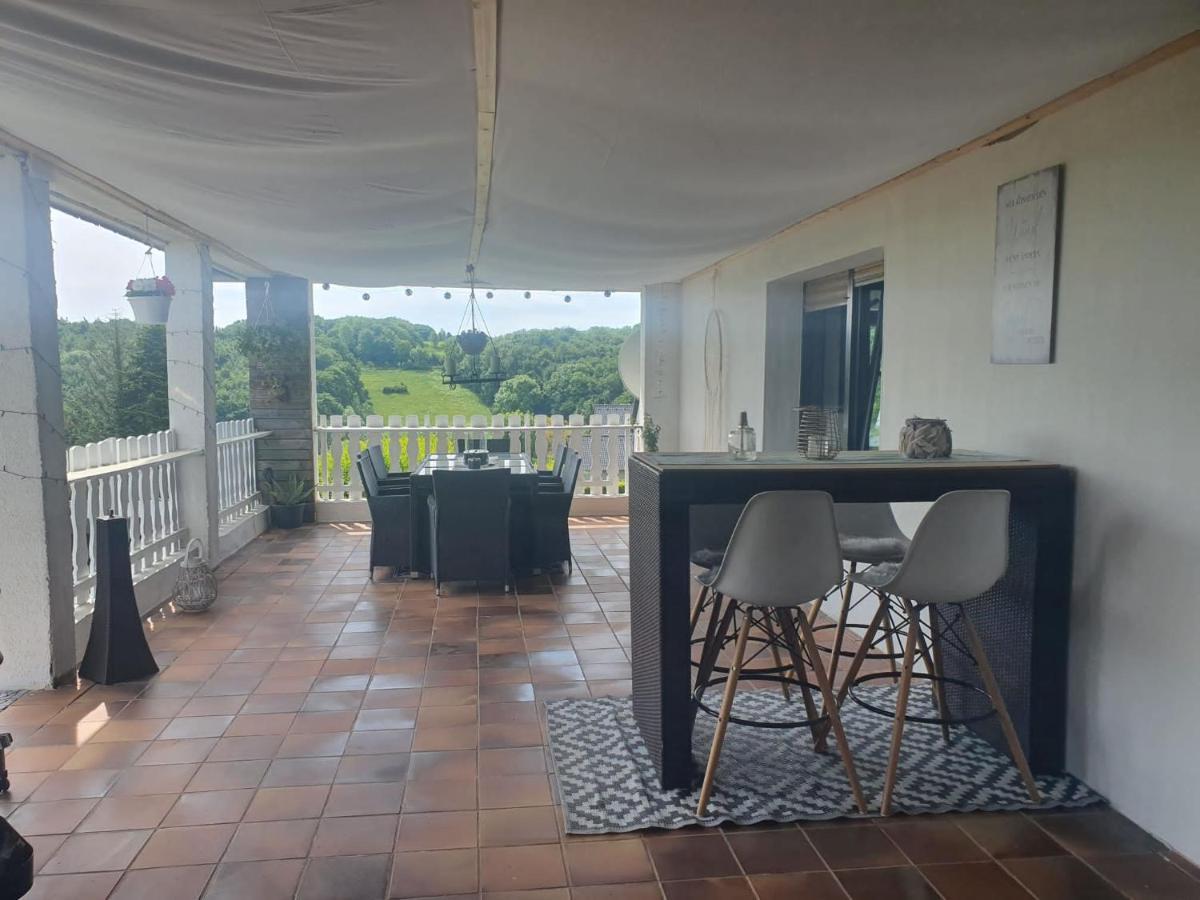 Schoene Aussicht Nettersheim Bagian luar foto